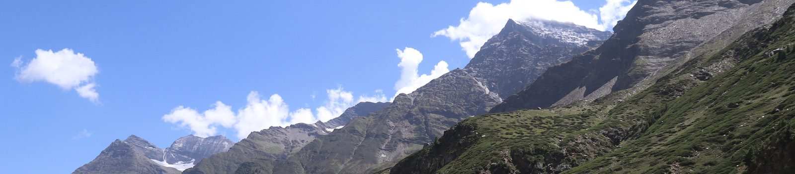 Photograph 16 of 16 from “HIGH GROUND” — snow / altitude / ridge.