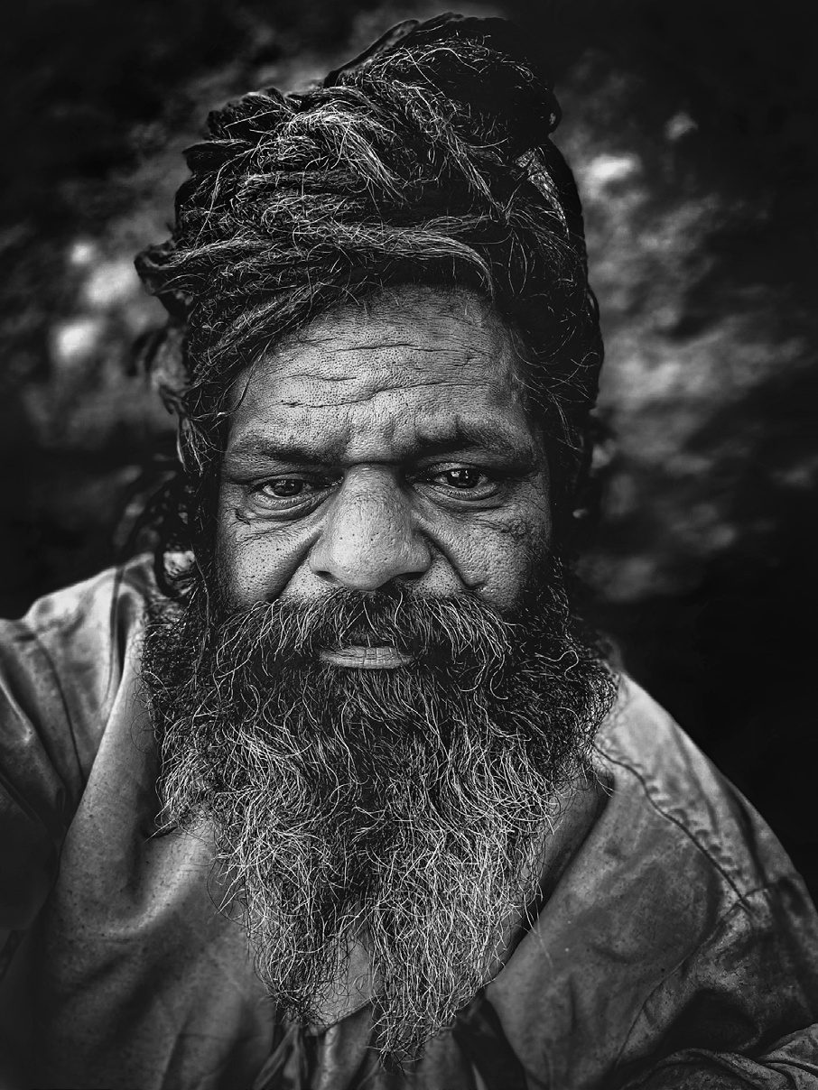 Photograph 10 of 12 from “BETWEEN STREETS” — portrait / everyday life.